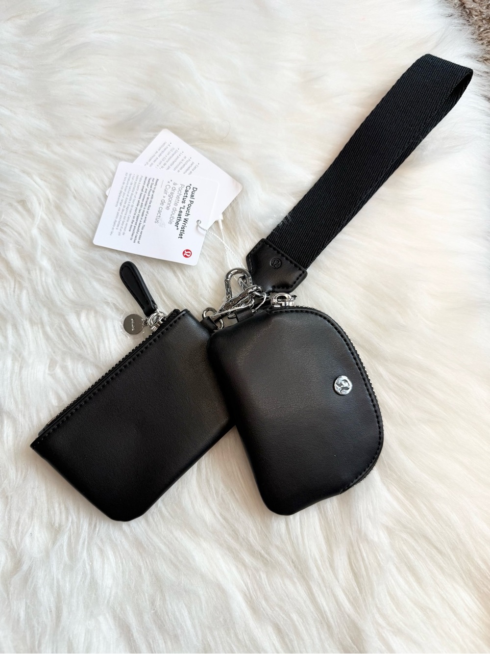 Lululemon Dual Pouch Wristlet Cactus Leather Material Black New